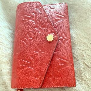 Louis Vuitton Wallet (monogram leather)